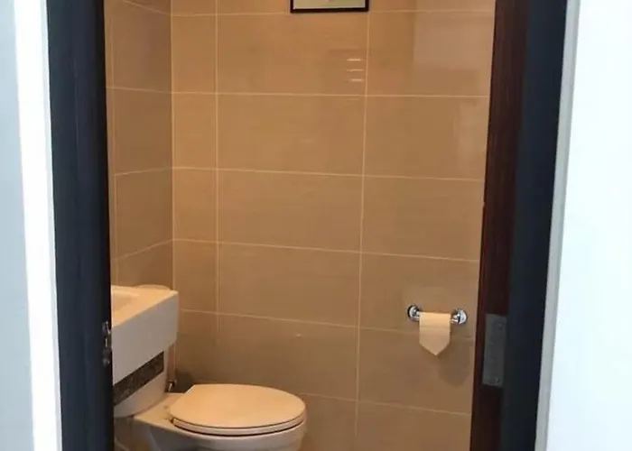 Elegant Urban In Taguig Apartment *